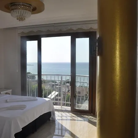 Alev Palace Arsuz