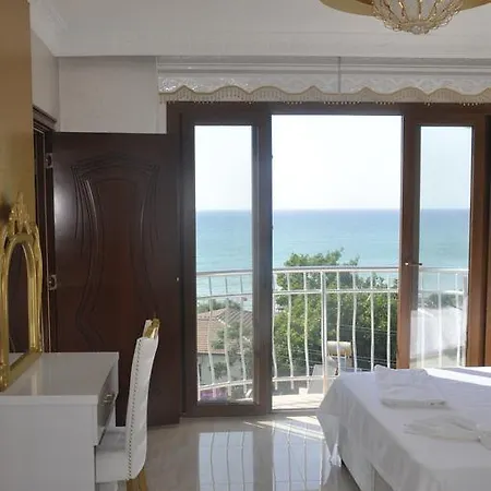 Alev Palace 2* Arsuz